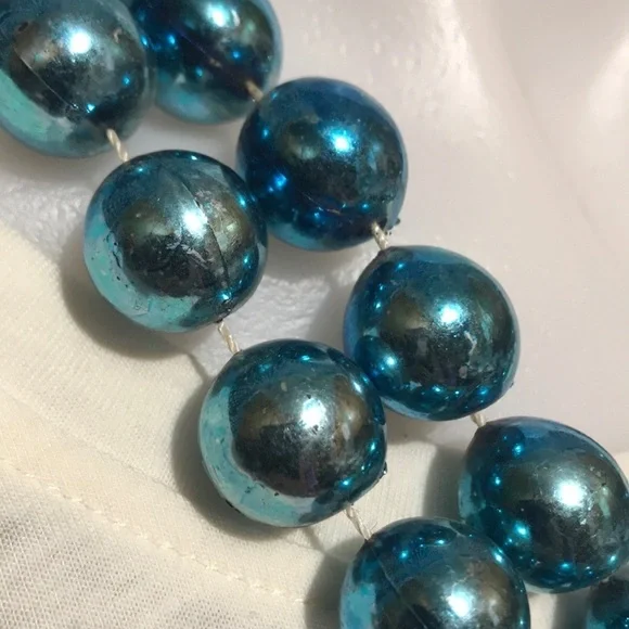 Blue Plastic Bead Costume Necklace Mardi Gras - Picture 2 of 5
